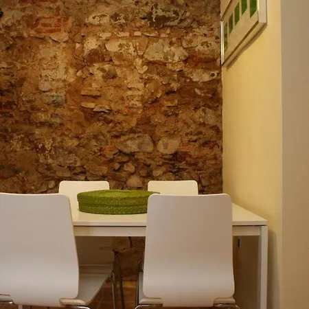 아파트 Apartamentos Caceres *