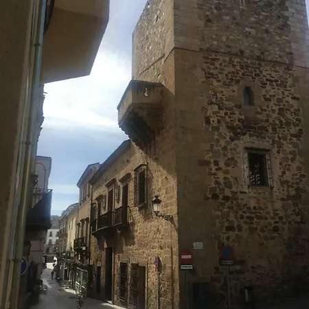 Apartamentos Caceres * Caces