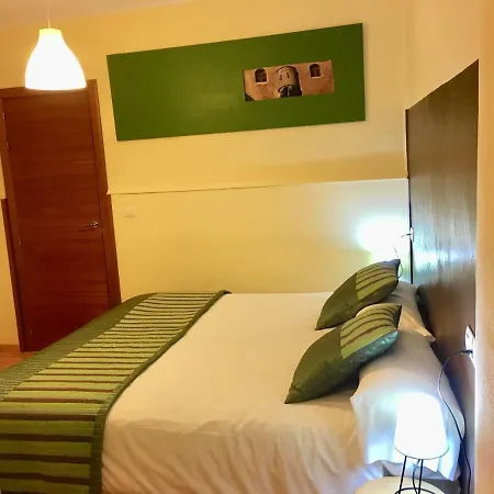 Apartamentos Caceres *