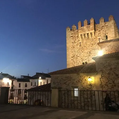 Apartamentos Caceres *